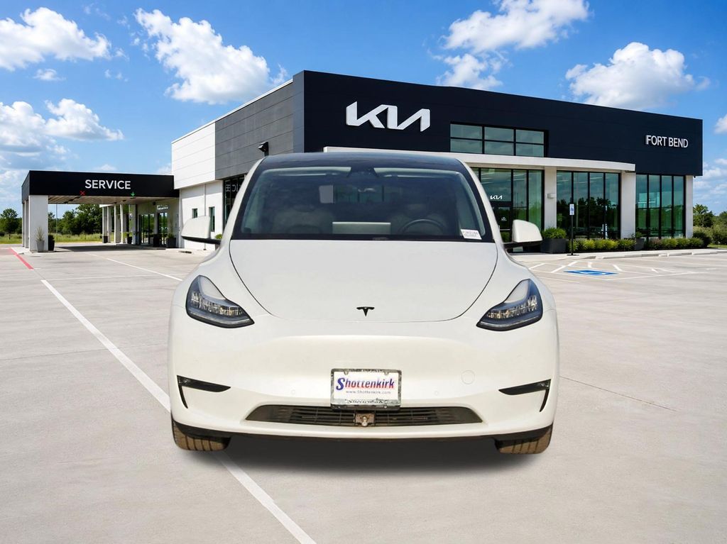 tesla model y 2020 5YJYGDEE0LF014268 image tesla model y 2020 5YJYGDEE0LF014268 image